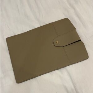 Neutral Tan Leather Laptop/iPad Sleeve
